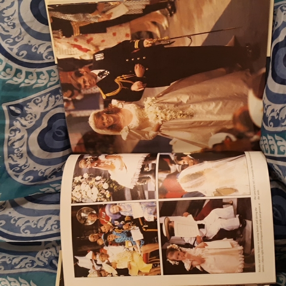 Book - Picture 6 of 8